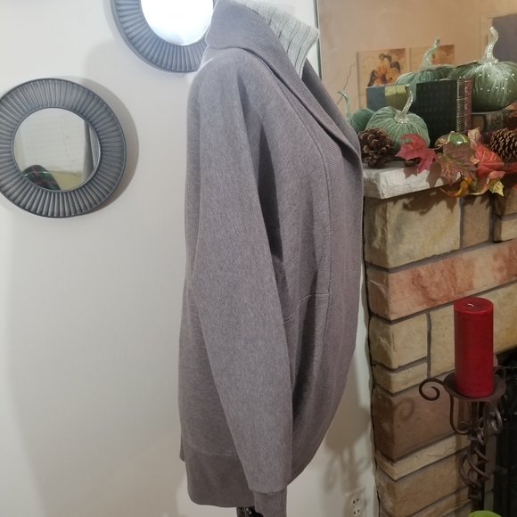 Banana Republic sz med open front sweatshirt - Picture 7 of 9